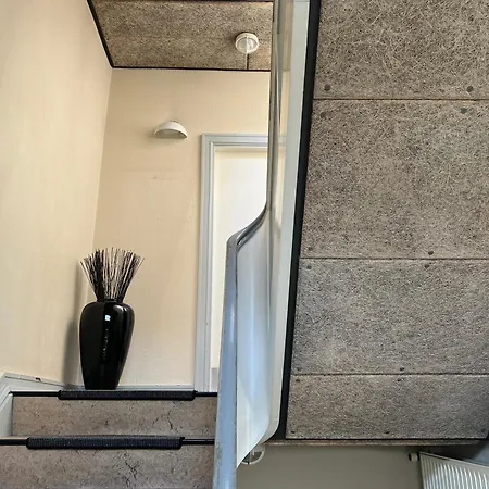 Апартаменты Penthouse In Townhouse