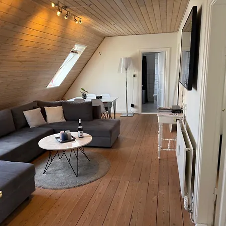Penthouse In Townhouse Апартаменты